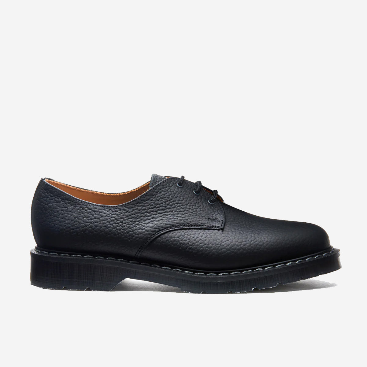 3 Eye Gibson Derby Shoe - Black Greasy Grain
