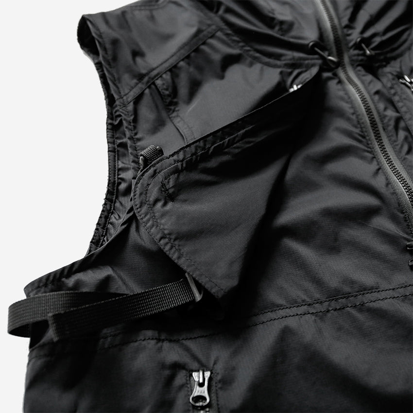 Buckle Wind Hooded Vest - Black