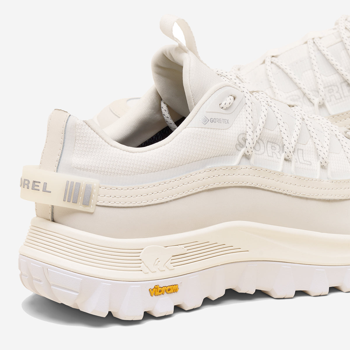 CALLSIGN HORIZON™ LOW GTX Sneakers - Sea Salt/Chalk
