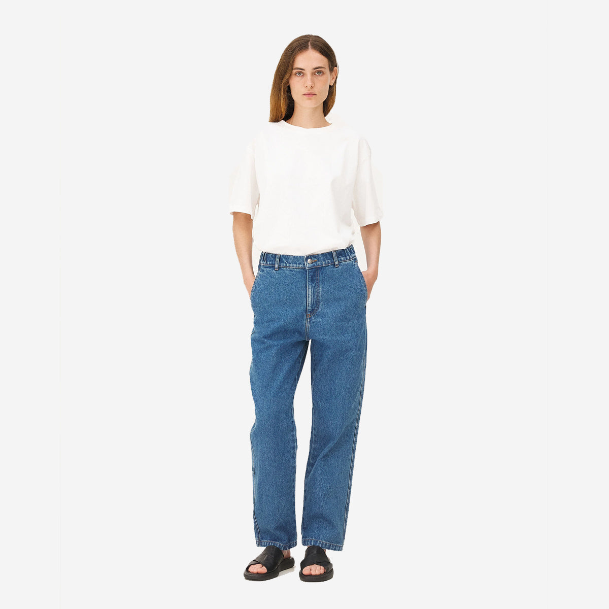 Calder Relaxed Tapered Easy Jeans - Light Denim