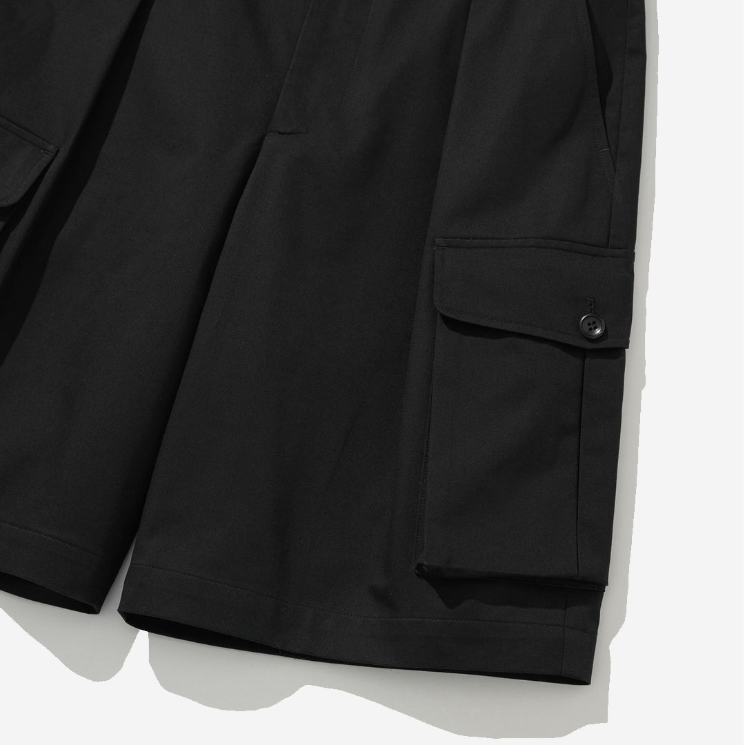 Dawson One-Pleat Cargo Shorts - Black