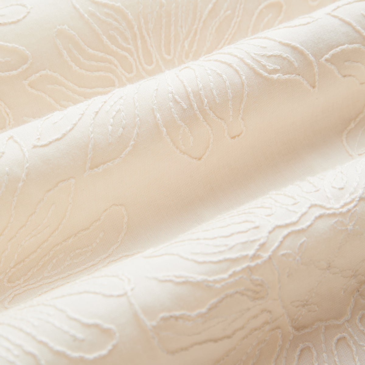 Duke Embroidery S/S Vacation Shirt - Natural Floral