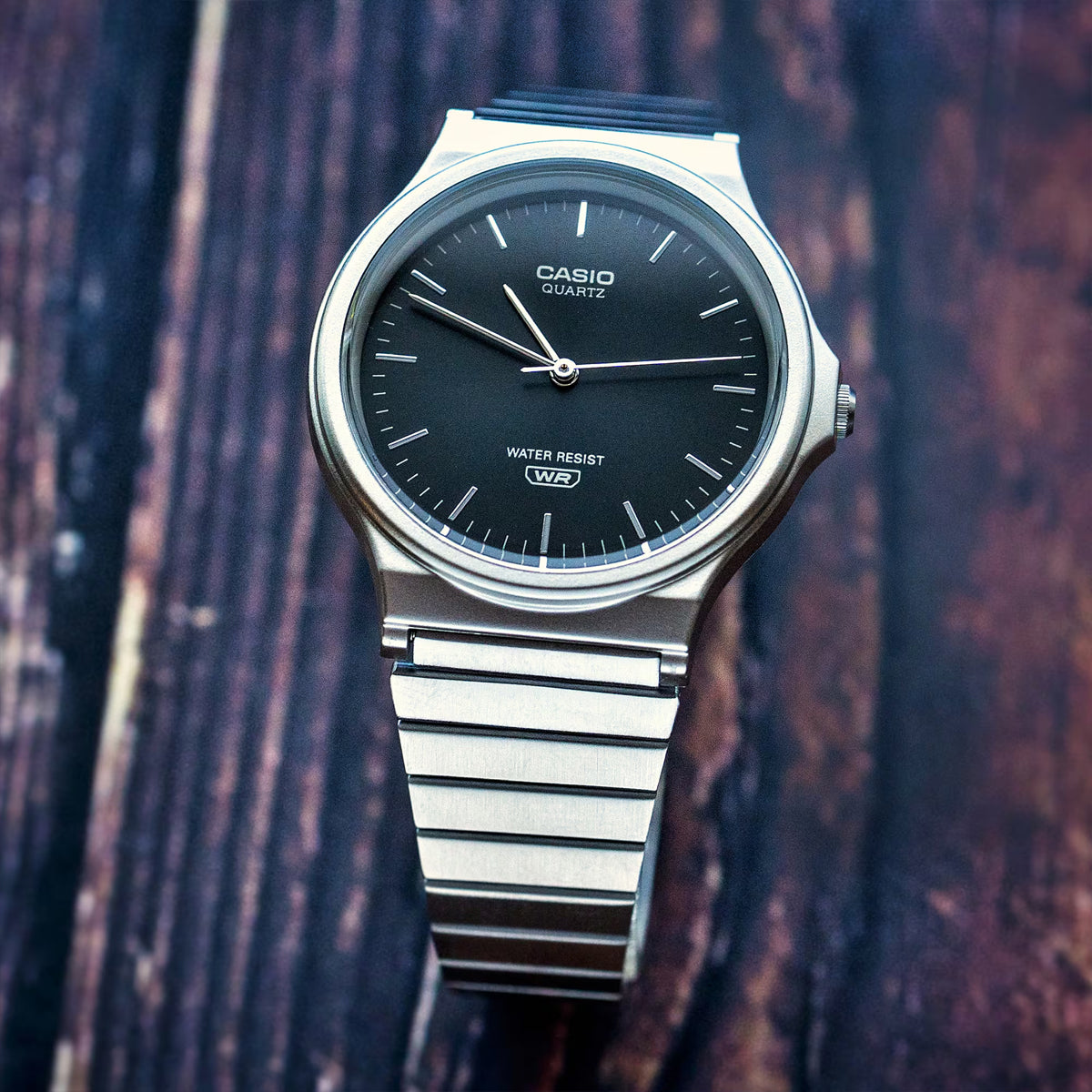 MQ-24DA-1A CASIO Vintage Watch - Stainless/Black
