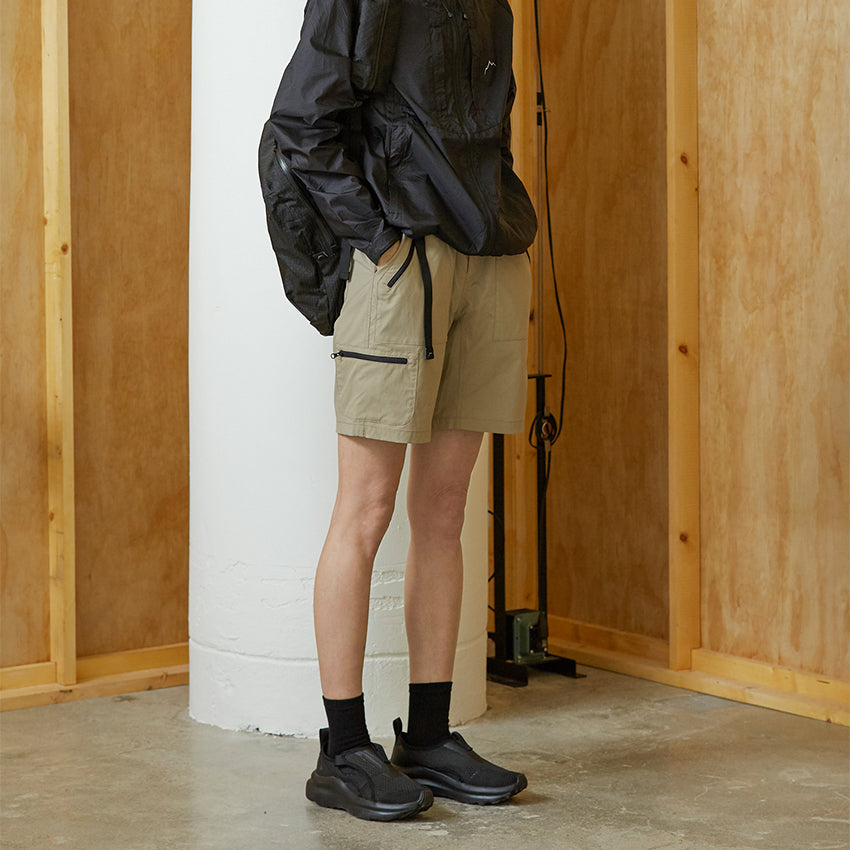 Mountain 7-Pocket Shorts - Black