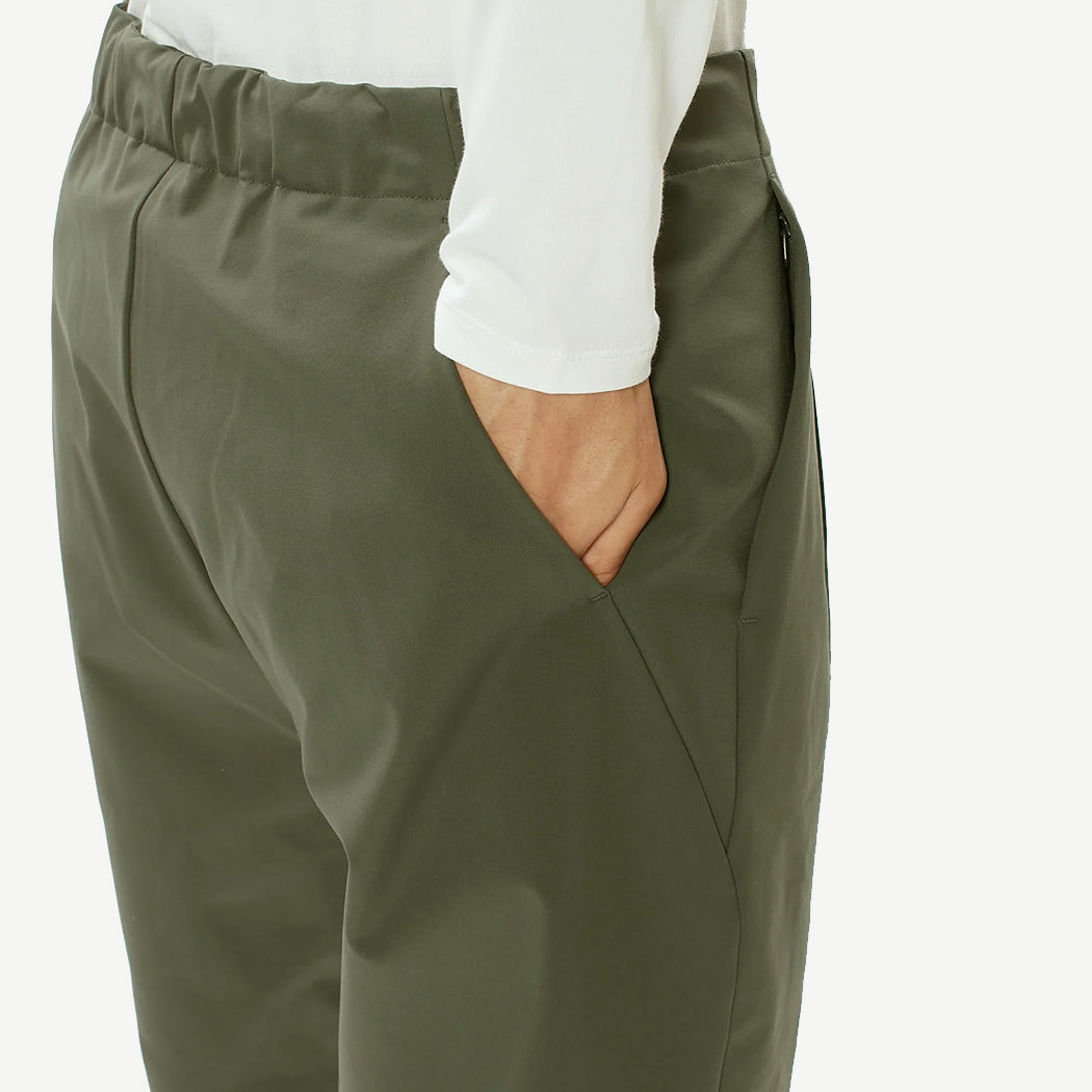 One Tuck Tapered Stretch Pants - Olive Green