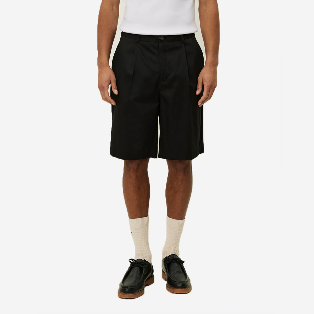 Randall Pleated Twill Shorts - Black
