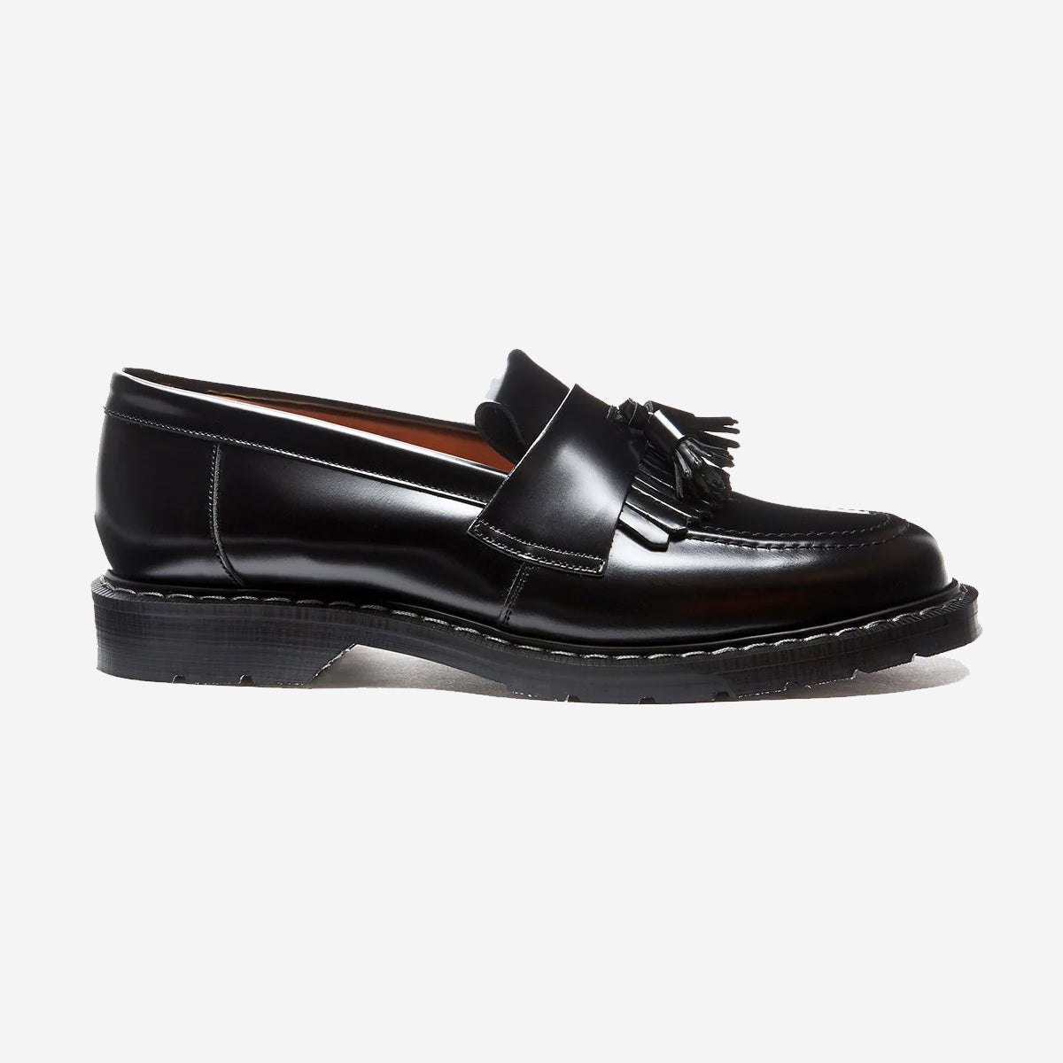 Solovair - Tassel Loafer with Long Fringe - Black Hi-Shine – Muddy