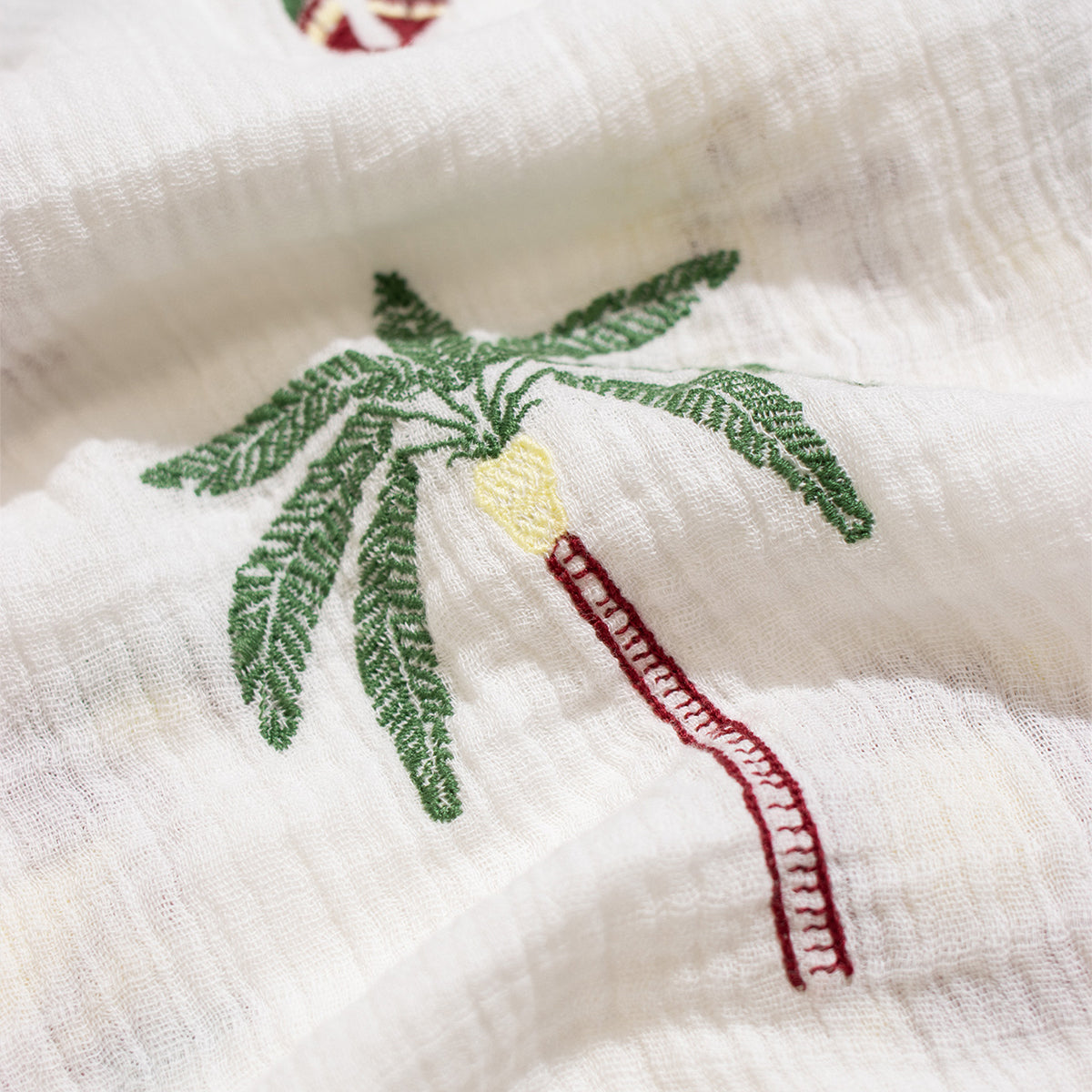 Stachio Tropical Embroidery S/S Vacation Shirt - White