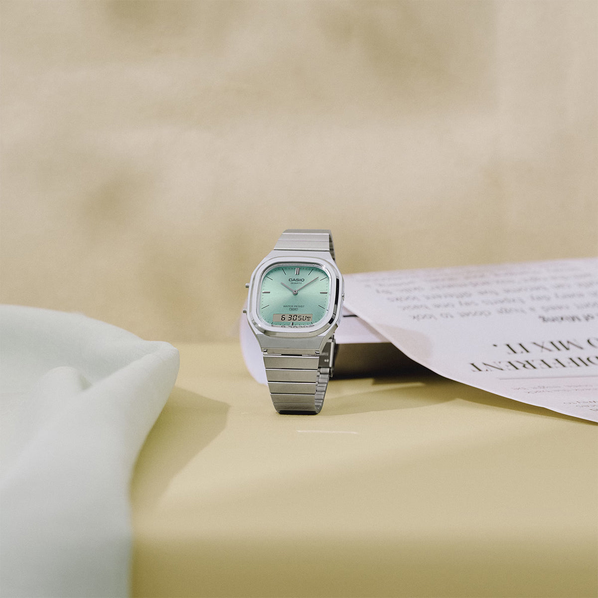 CASIO Vintage Collection - AQ-240E-2A CASIO Vintage Watch
