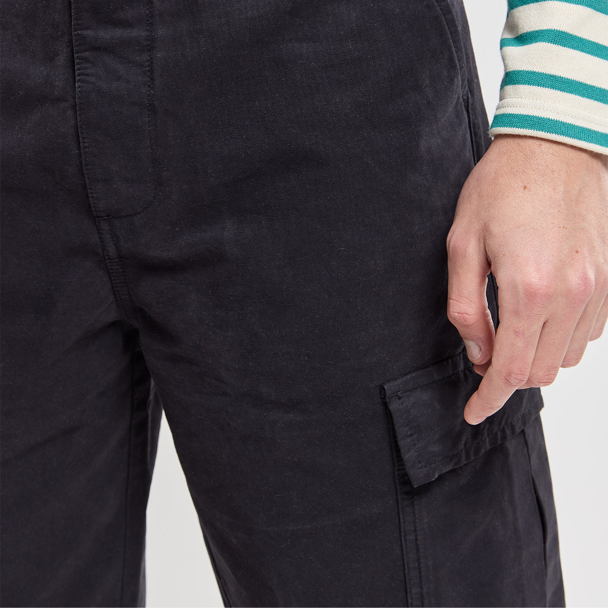 Bermuda Cargo Shorts - Rich Navy