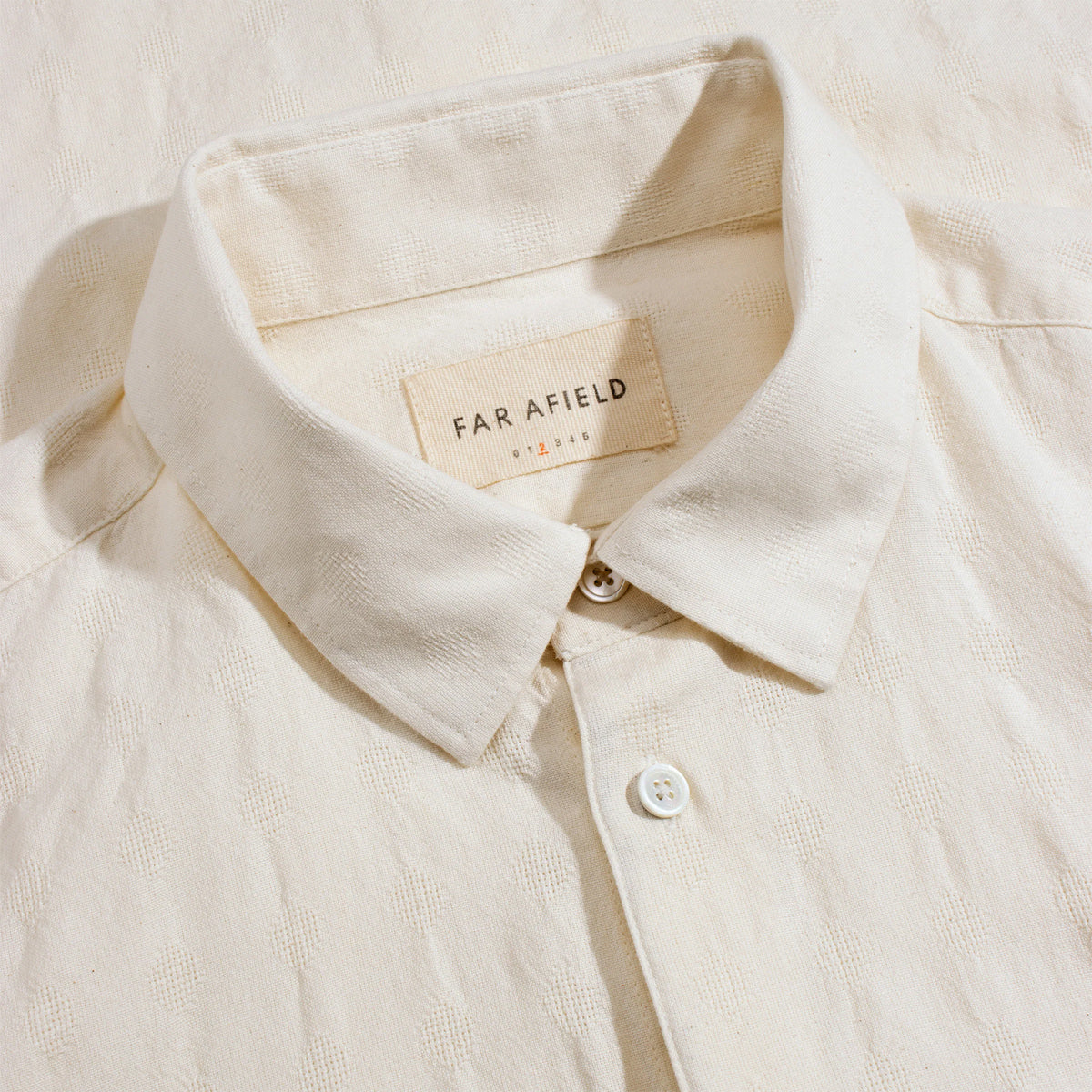 Classic Tonal Dobby S/S Shirt - White