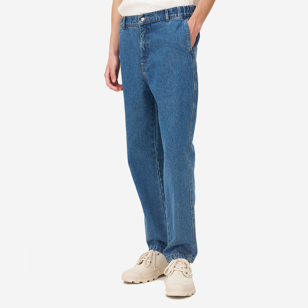 Calder Relaxed Tapered Easy Jeans - Light Denim
