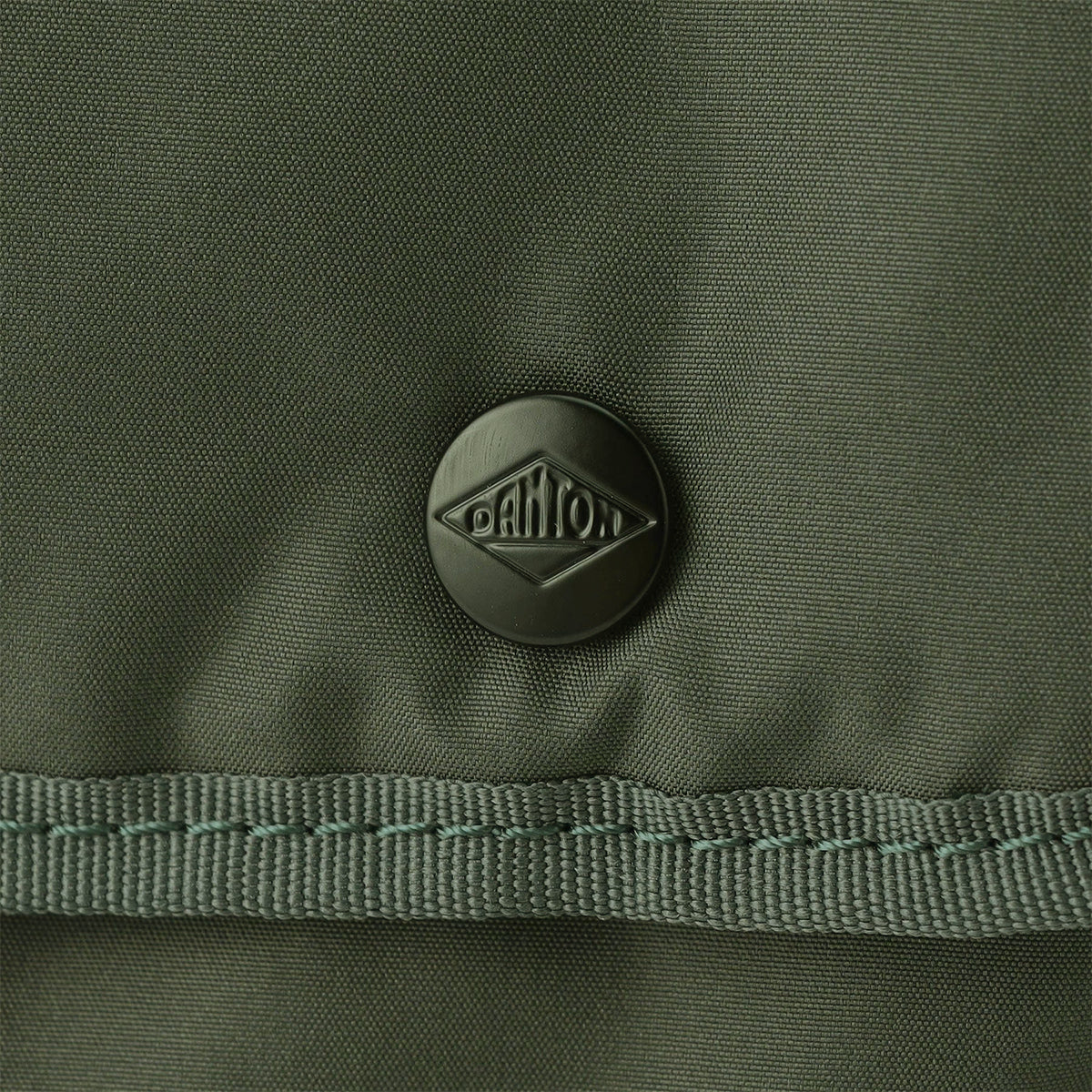 La Defense Taffeta Shoulder Bag - Olive