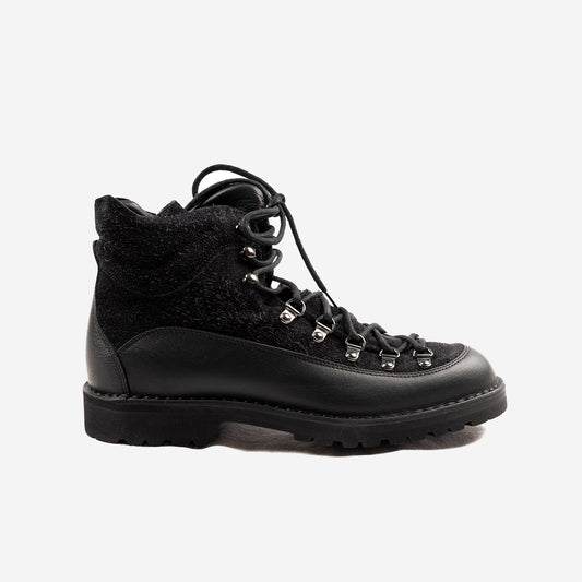 MA172 Magnifico Leather Hiking Boots - Black/Black