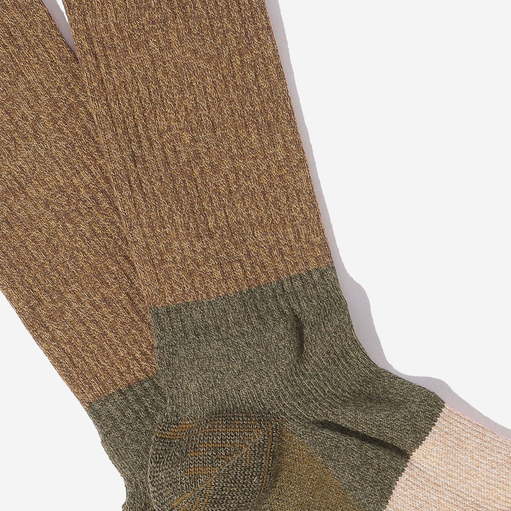 Moc Pile Crew Socks - Brown