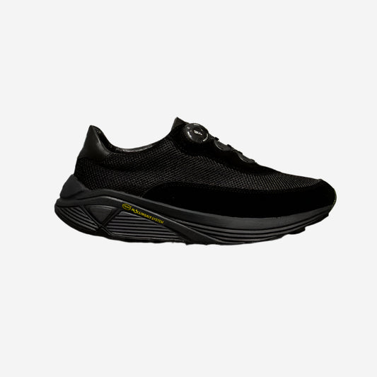 New Dawn Trail Runner - Black