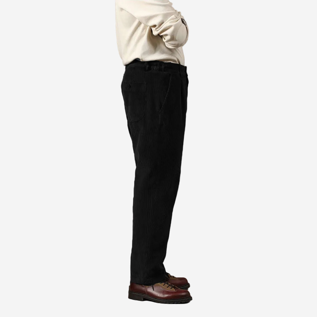 Oxnard One Pleat Washed Corduroy Easy Pants - Black