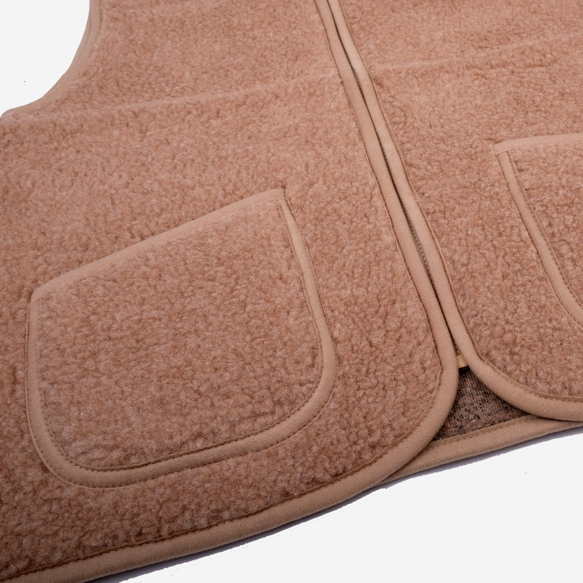 Pepitco Ultralight Wool Vest - Tan