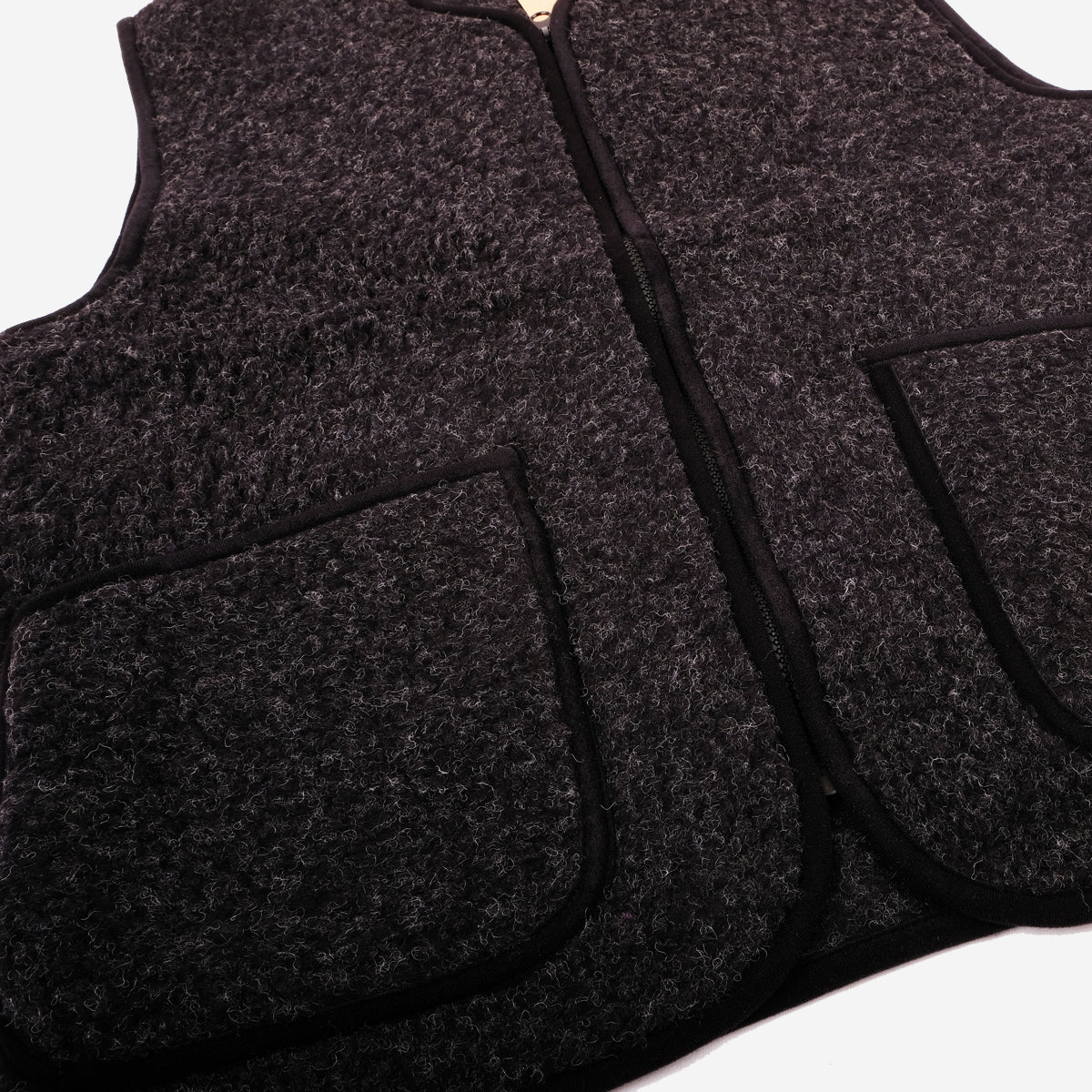 Pepitco Wool Vest - Black