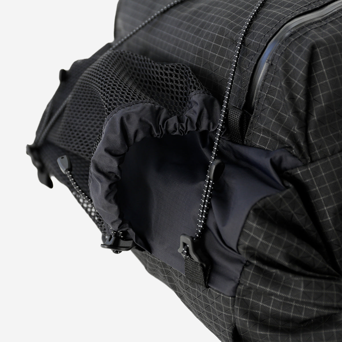 Rolltop Gird Cross Bag - Black