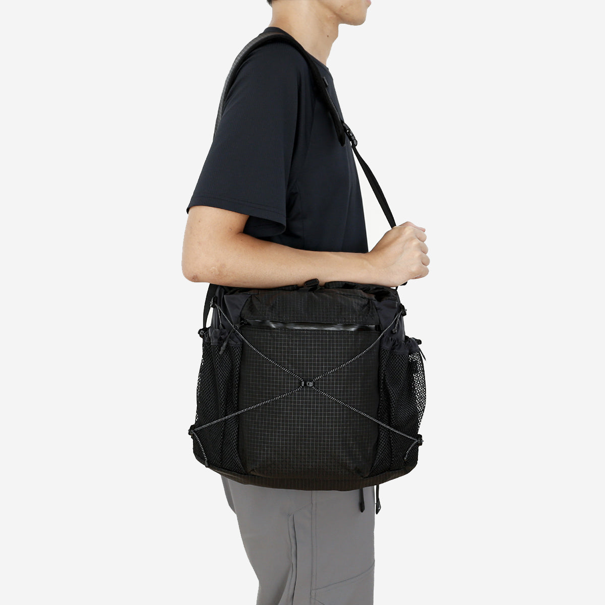 Rolltop Gird Cross Bag - Black