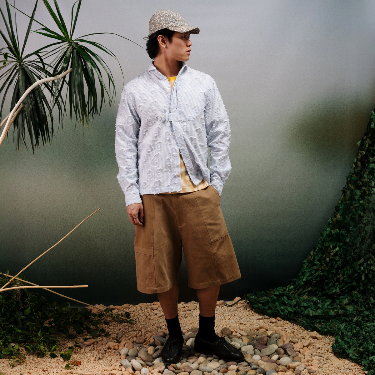 Tae Wide Cargo Shorts - Brown Herringbone