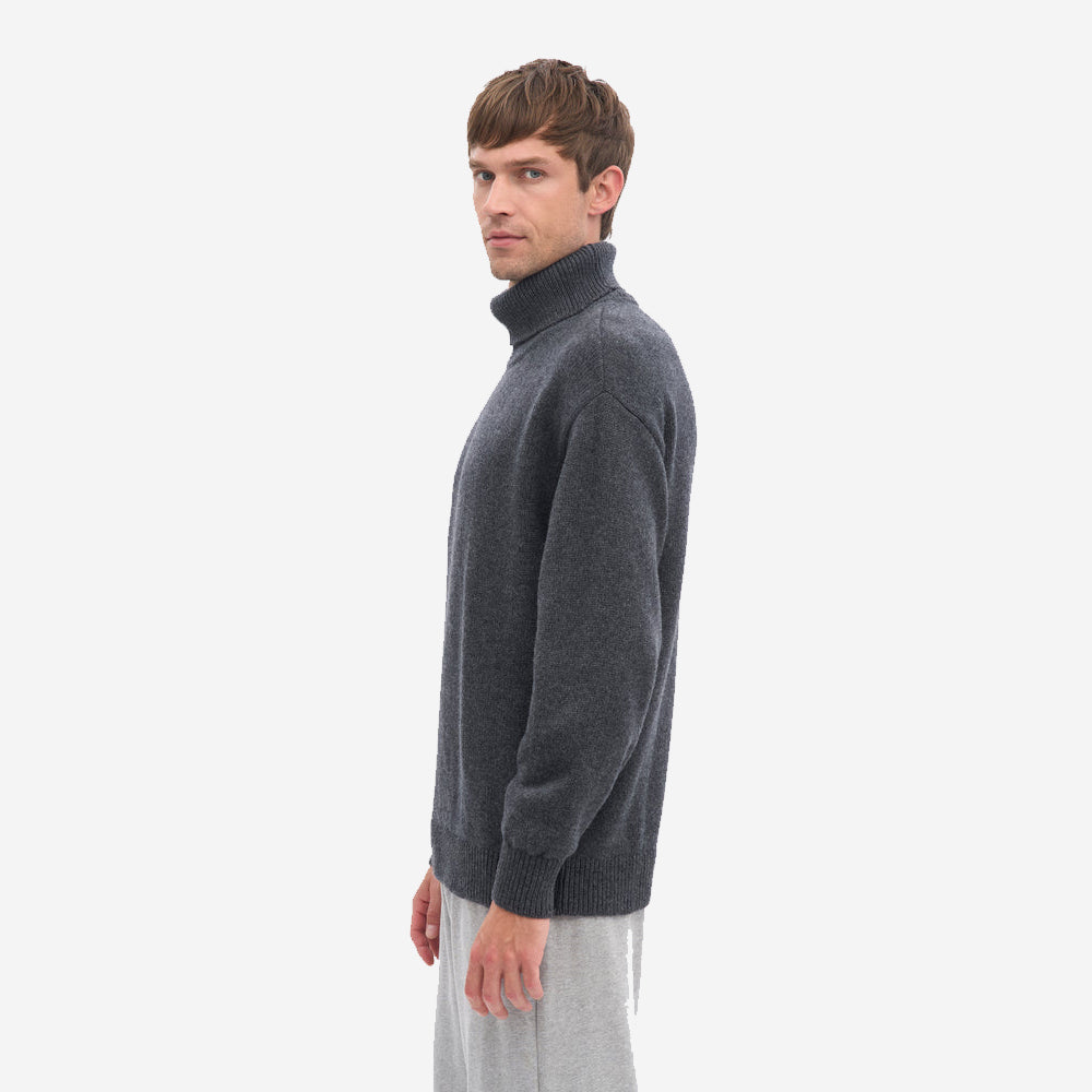 Merino Wool Turtleneck - Lava Grey