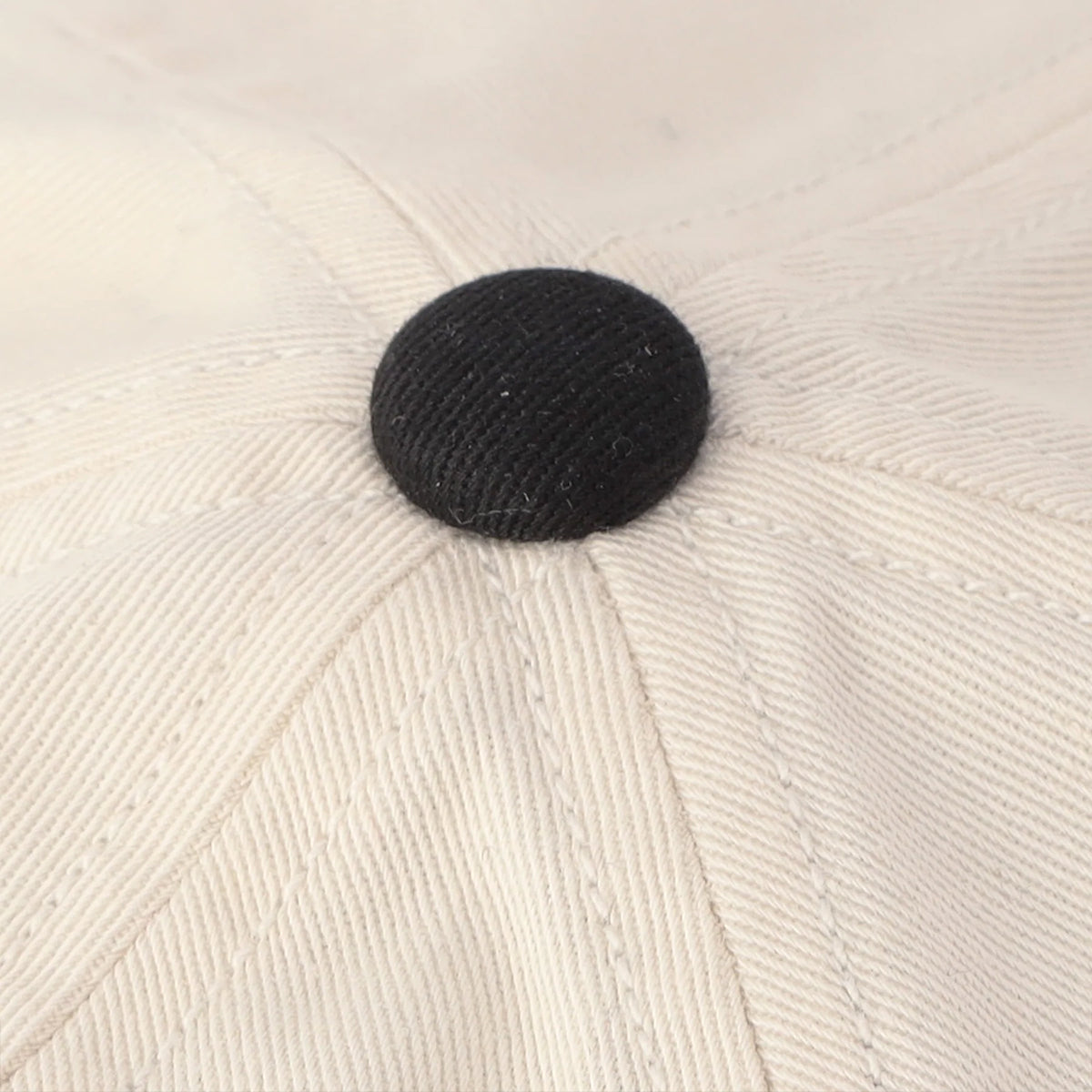 6-Panel Two-Tone Twill Cap - Ecru x Black