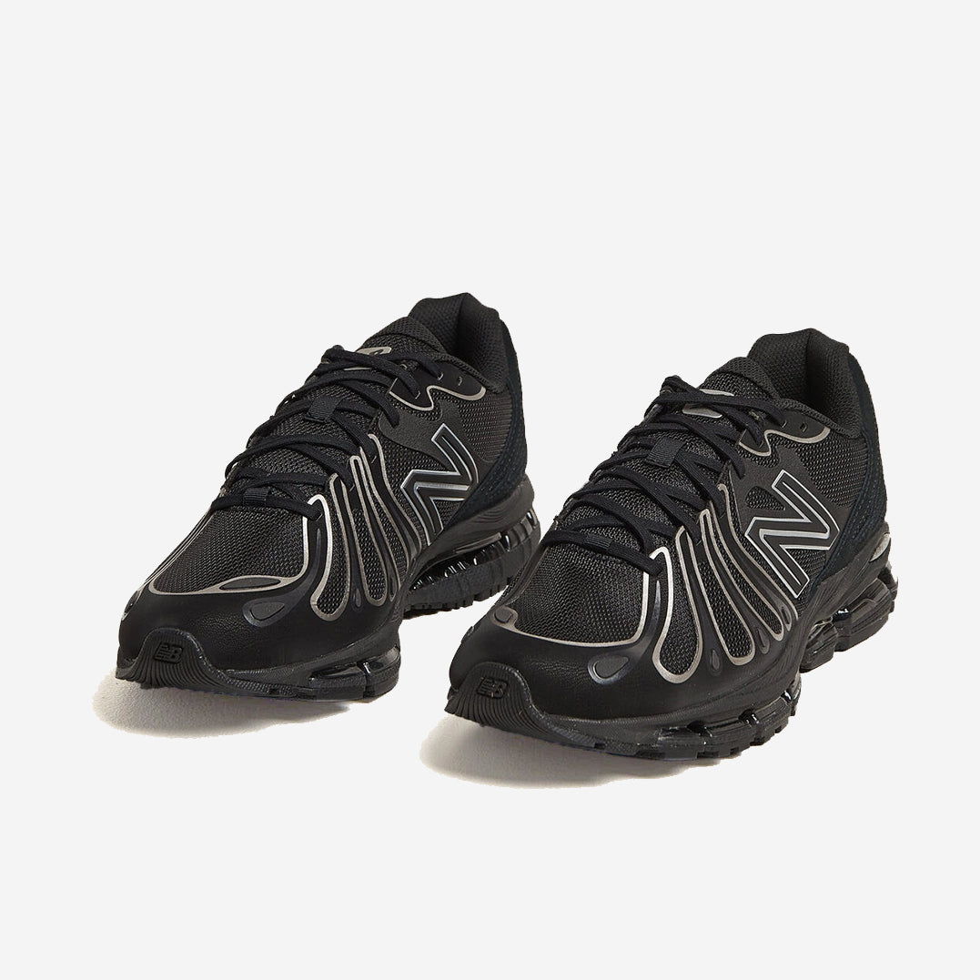 U189093H ABZORB - Black/Silver Metallic