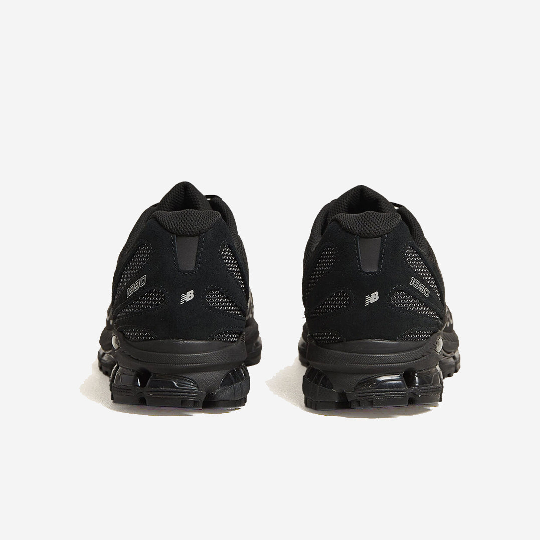 U189093H ABZORB - Black/Silver Metallic