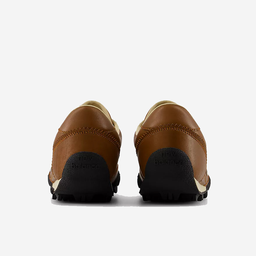 UGTRS2AN Gator Run Leather - Bark/Linen