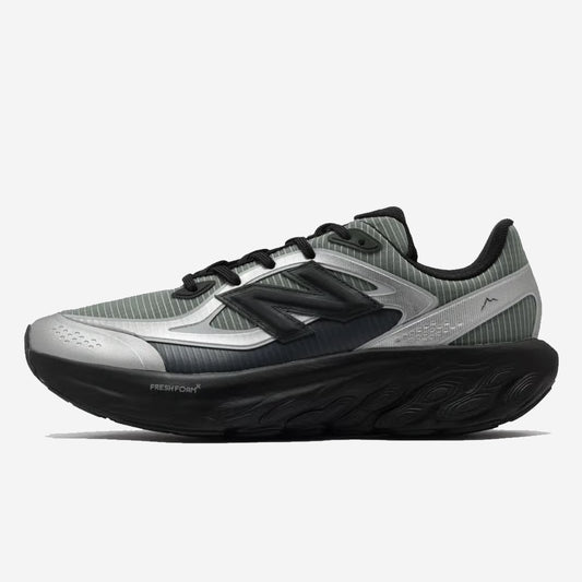 UTRNCA - CAYL x New Balance Fresh Foam Trainer - Black/Slate Grey