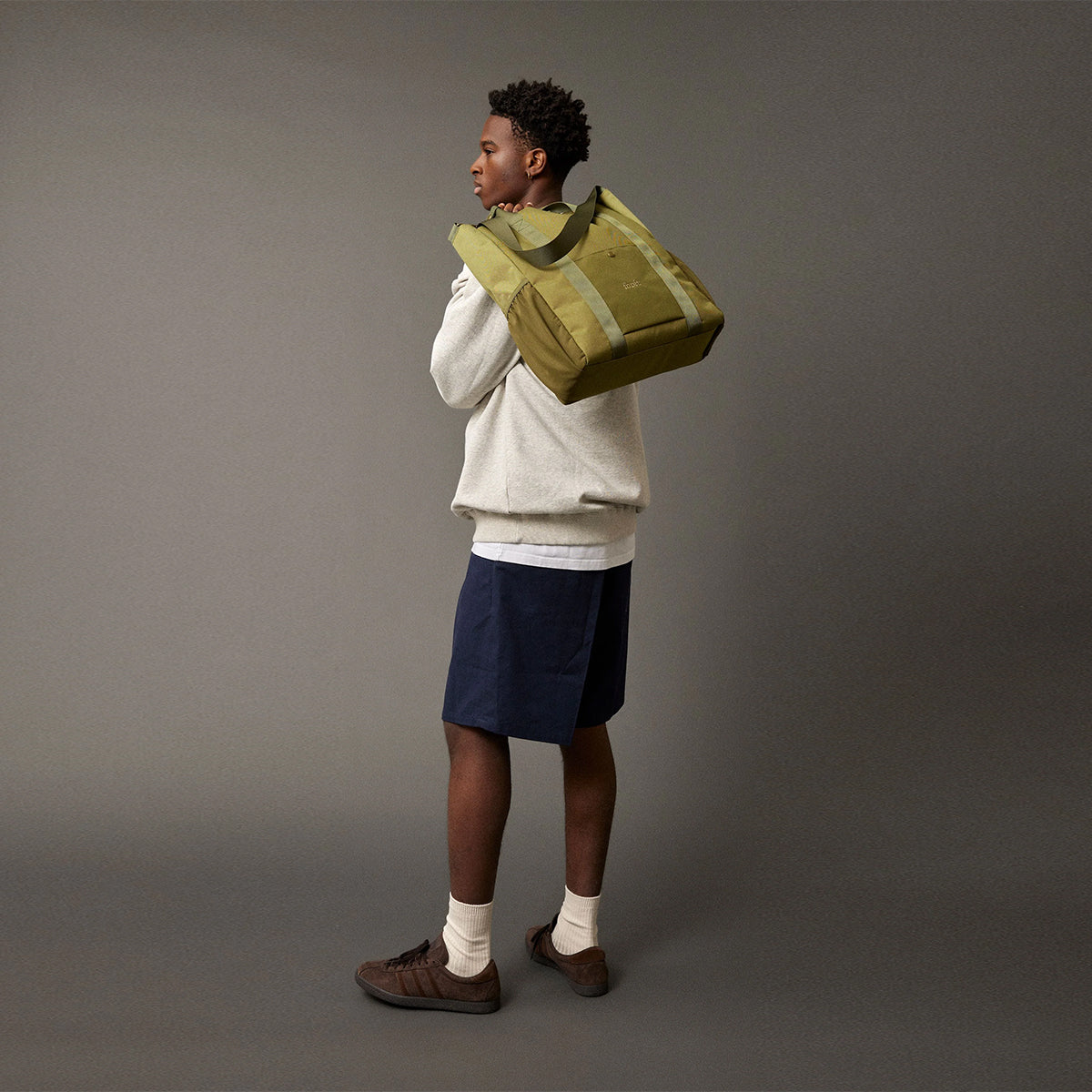 Writer Twill Pleat Shorts - Navy