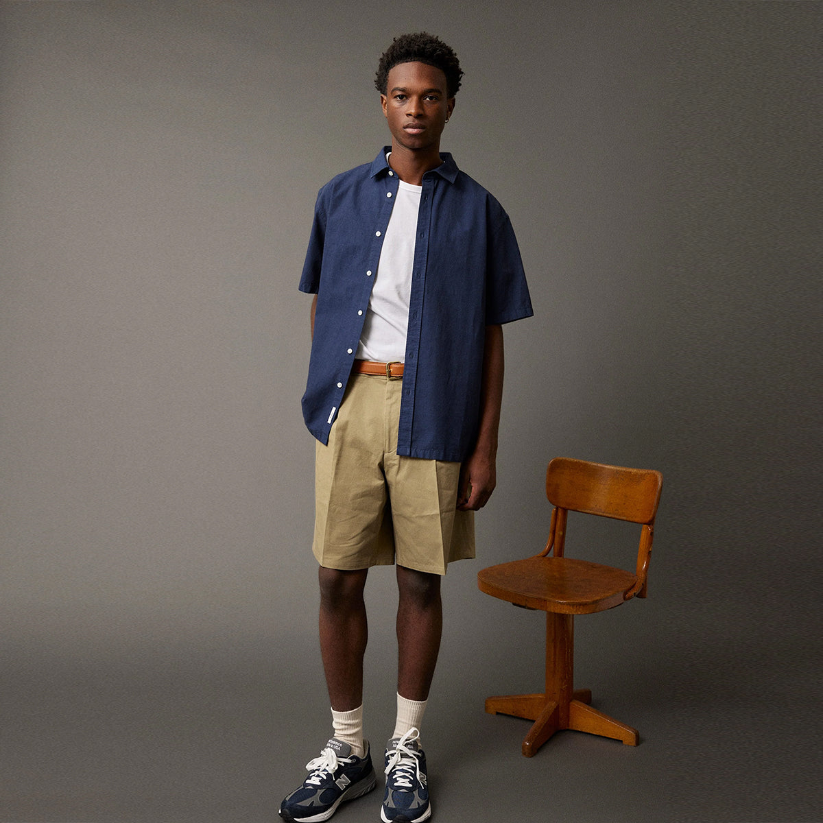Writer Twill Pleat Shorts - Khaki