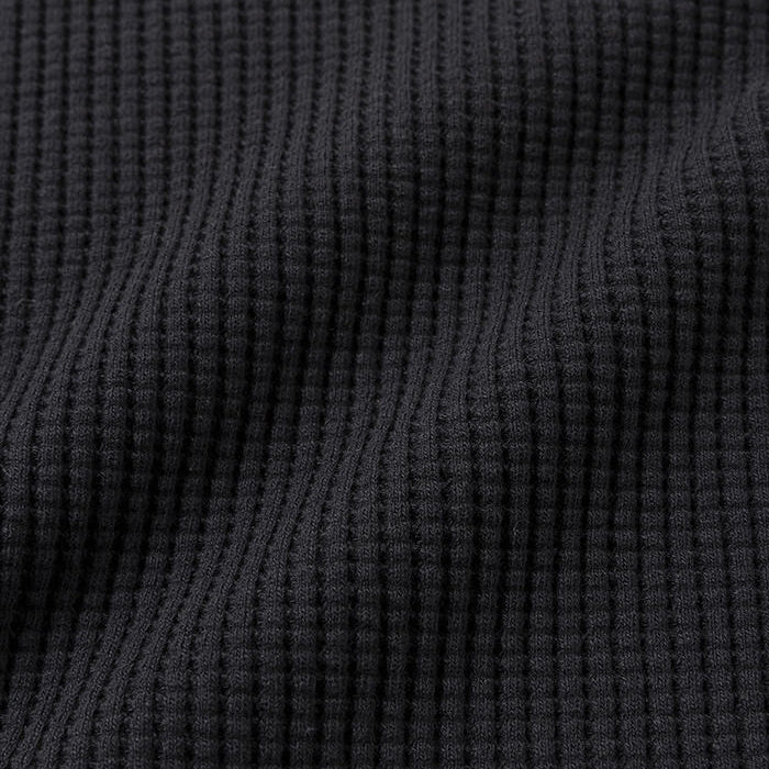 Big Waffle Mid-Neck Sweater - Black